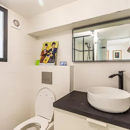 Guestready - Rare 20th Century Duplex *